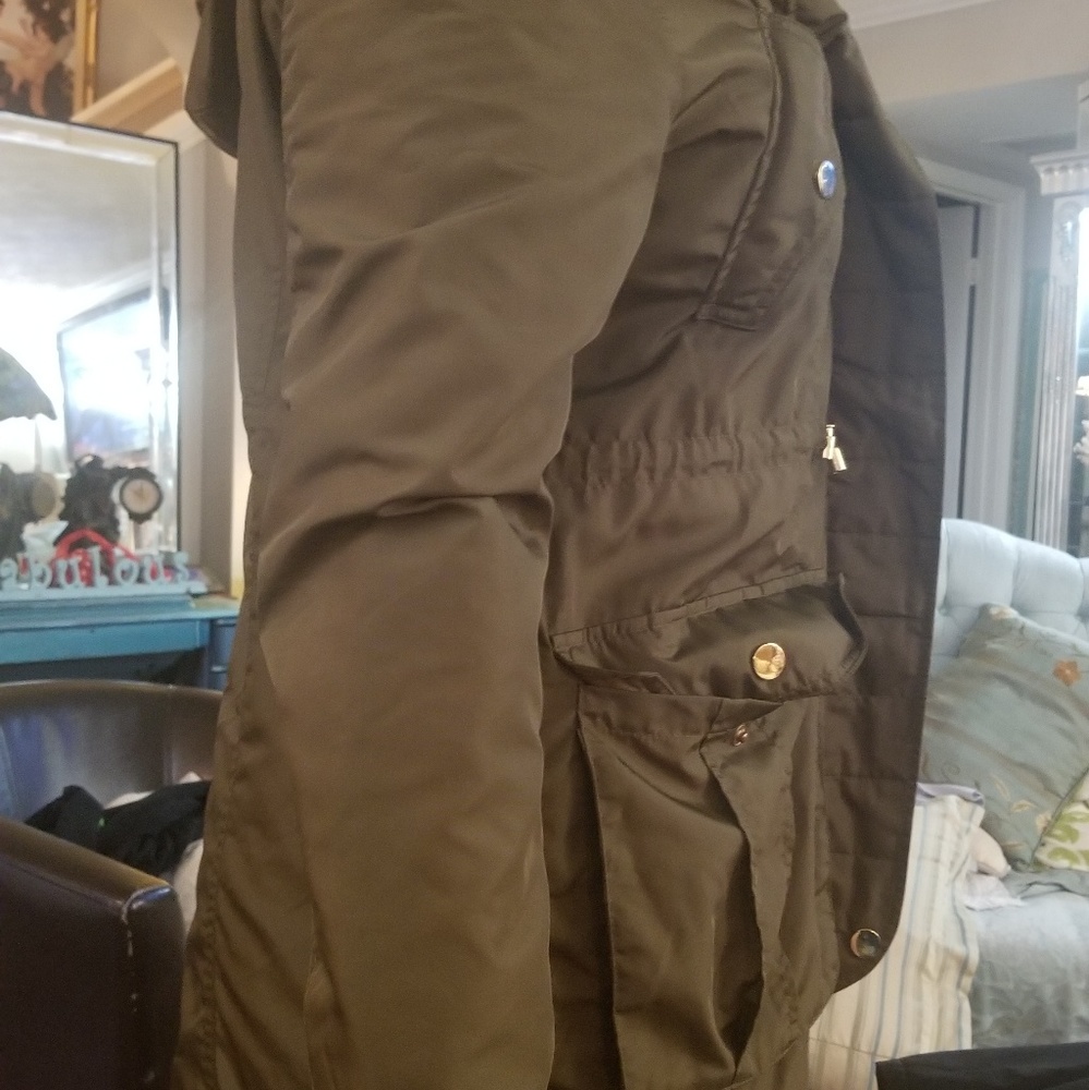 Coat - Picture 4 of 7